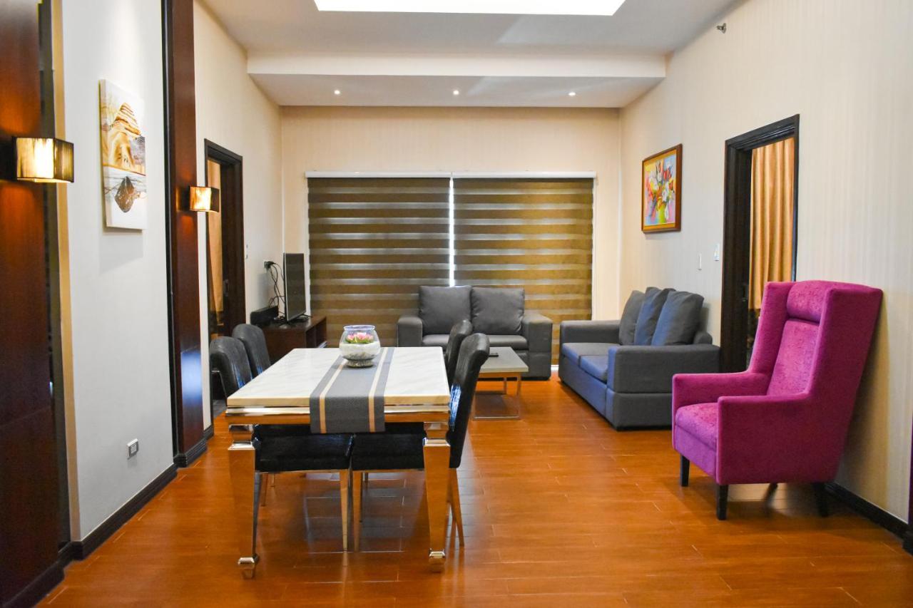 Mg Grand Hotel Olongapo Extérieur photo