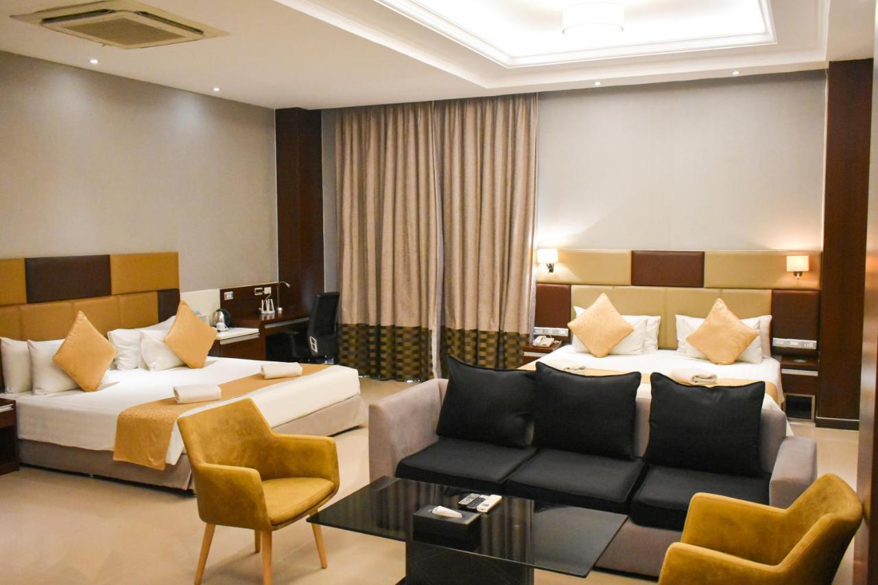 Mg Grand Hotel Olongapo Extérieur photo