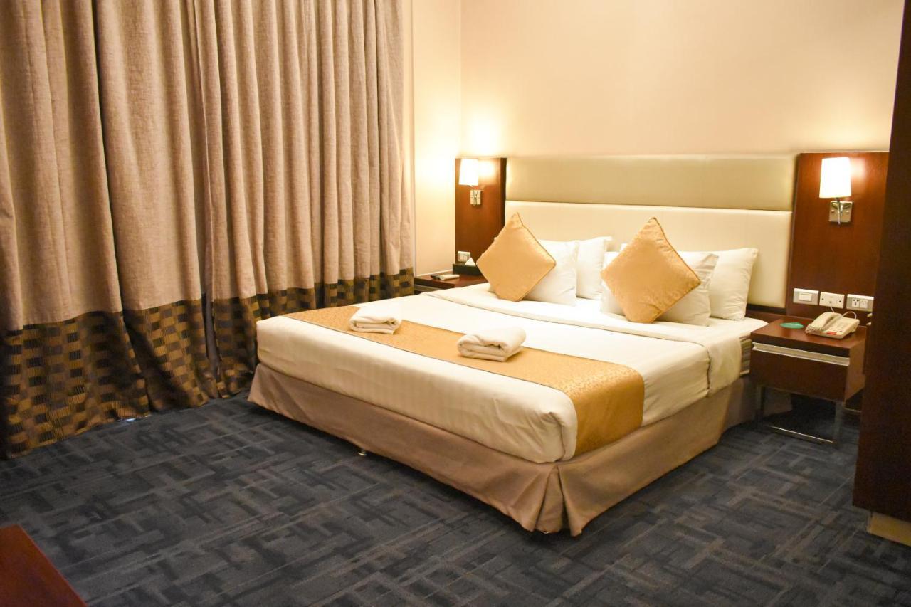 Mg Grand Hotel Olongapo Extérieur photo